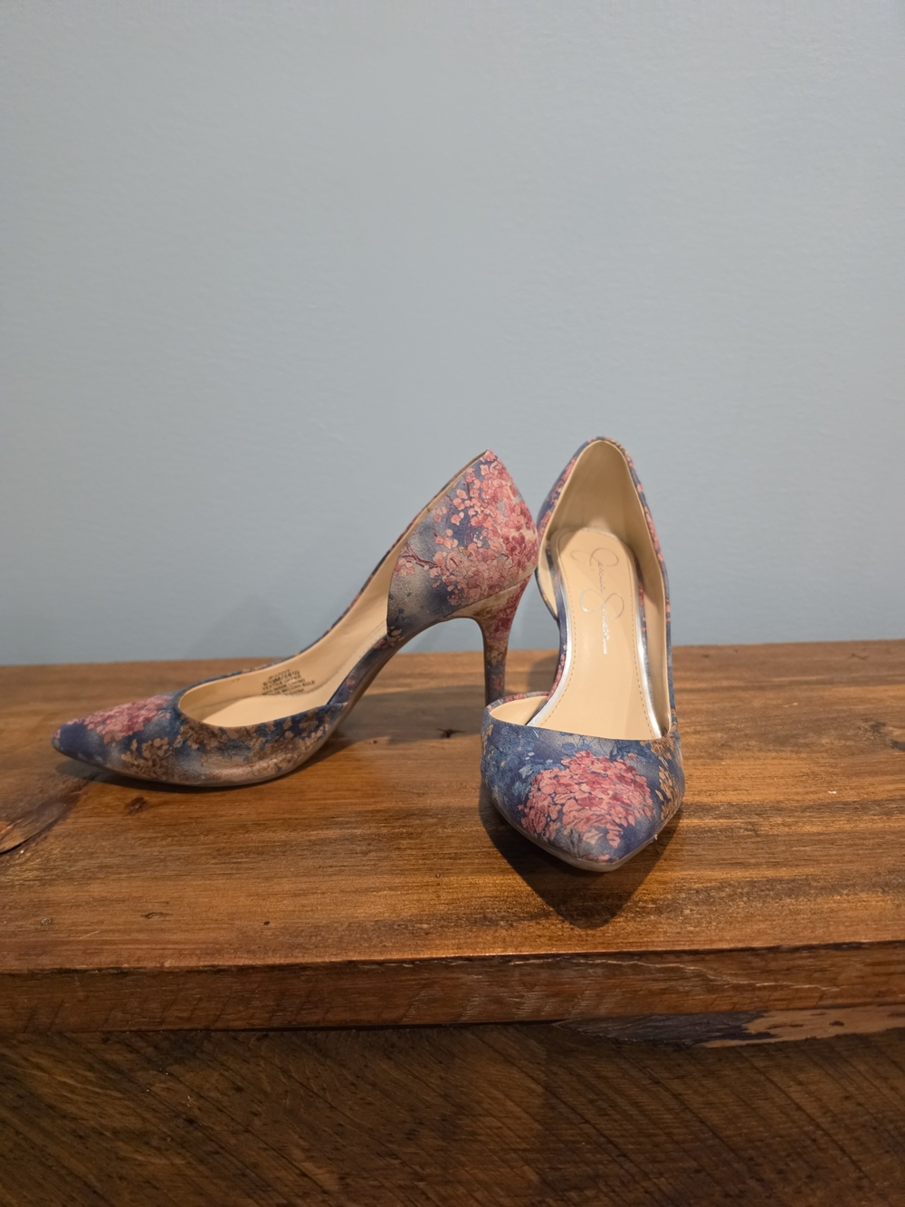 Jessica Simpson Floral Blue and Pink Pointed Toe Pumps